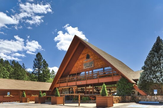 Kohl's Ranch lodge along Tonto Creek in Rim Country